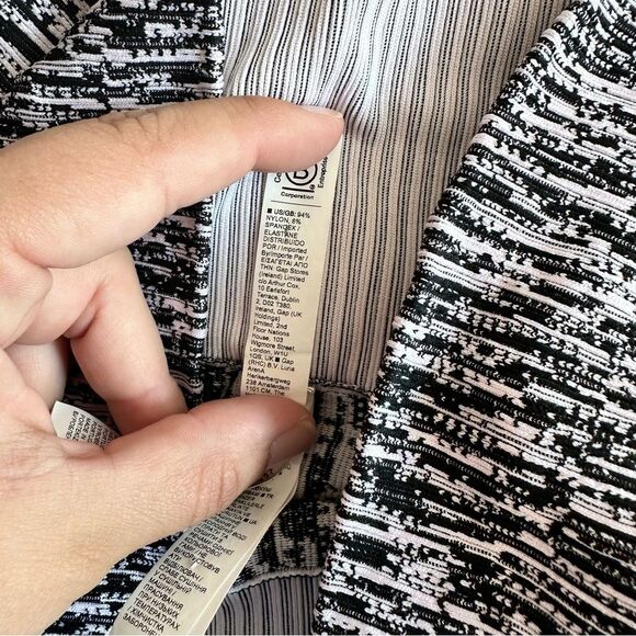 ATHLETA Flurry Elemental Tight Size Small - Picture 4 of 11